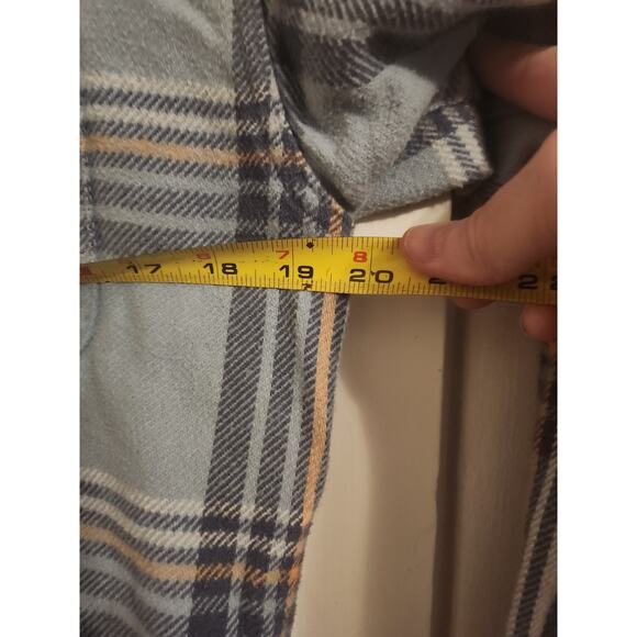 American Eagle Shirt XS Blue Plaid Flannel Relaxed‎ Fit Button-down - Picture 10 of 10